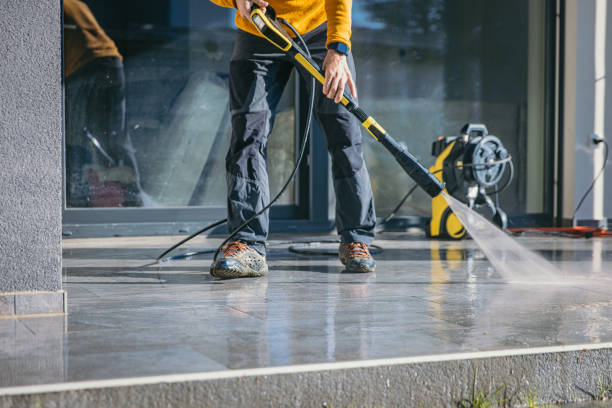 Best Parking Lot and Garage Cleaning  in Lynn, MA